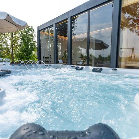 Agriturismo Colle Dei Pivi Понті-суль-Мінчіо Екстер'єр фото