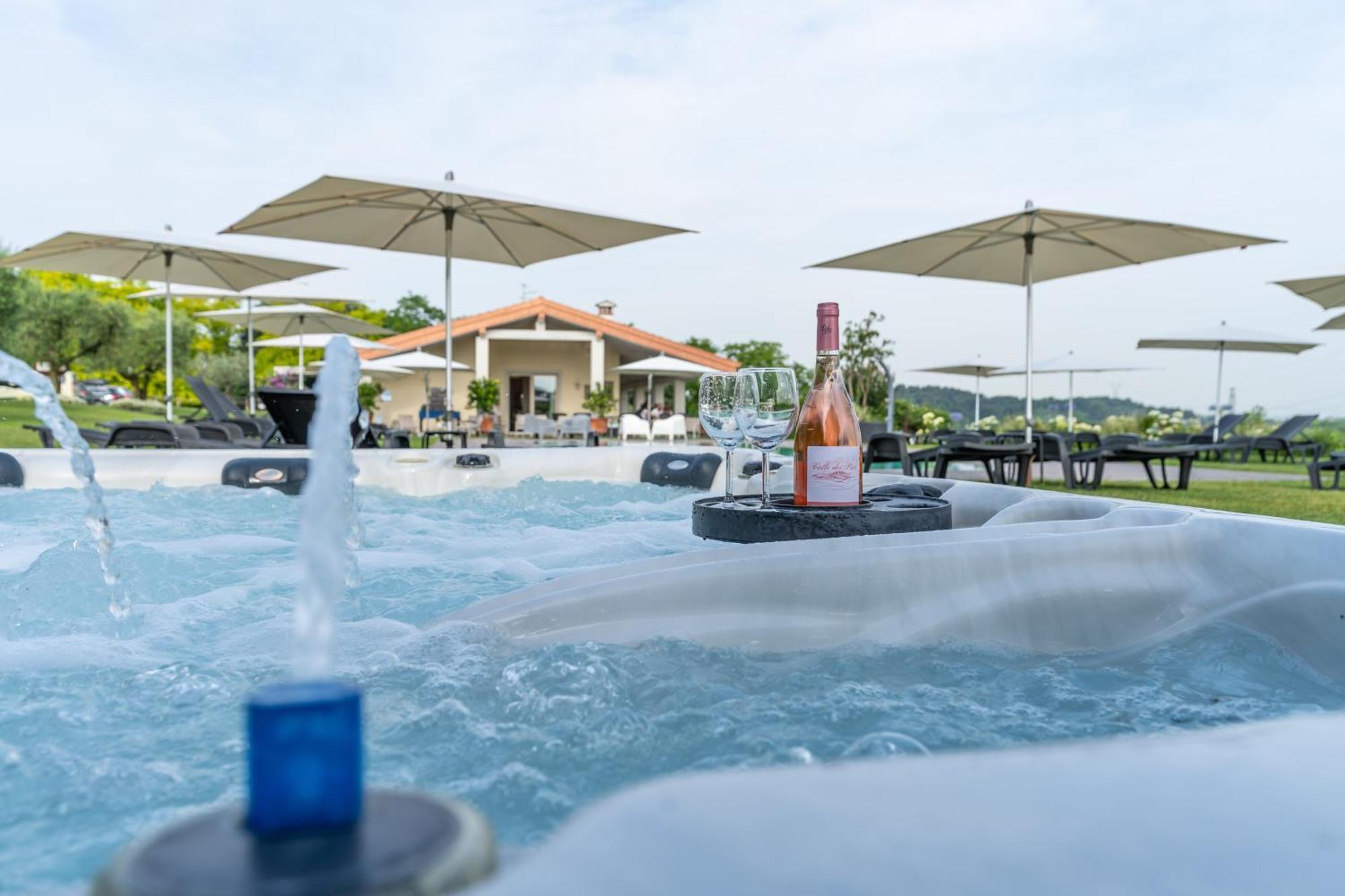 Agriturismo Colle Dei Pivi Понті-суль-Мінчіо Екстер'єр фото