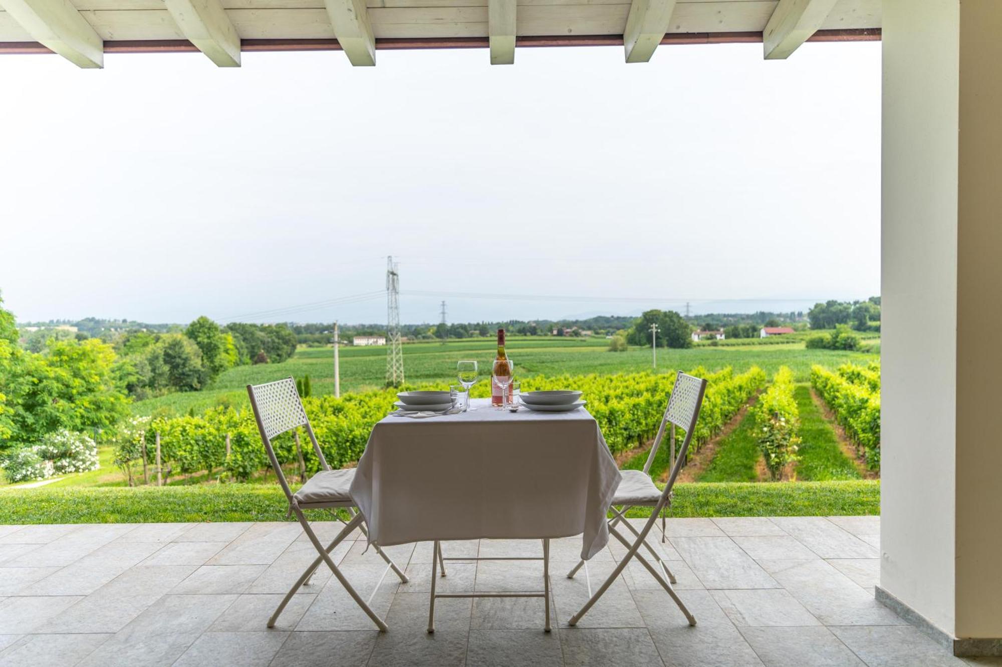 Agriturismo Colle Dei Pivi Понті-суль-Мінчіо Екстер'єр фото