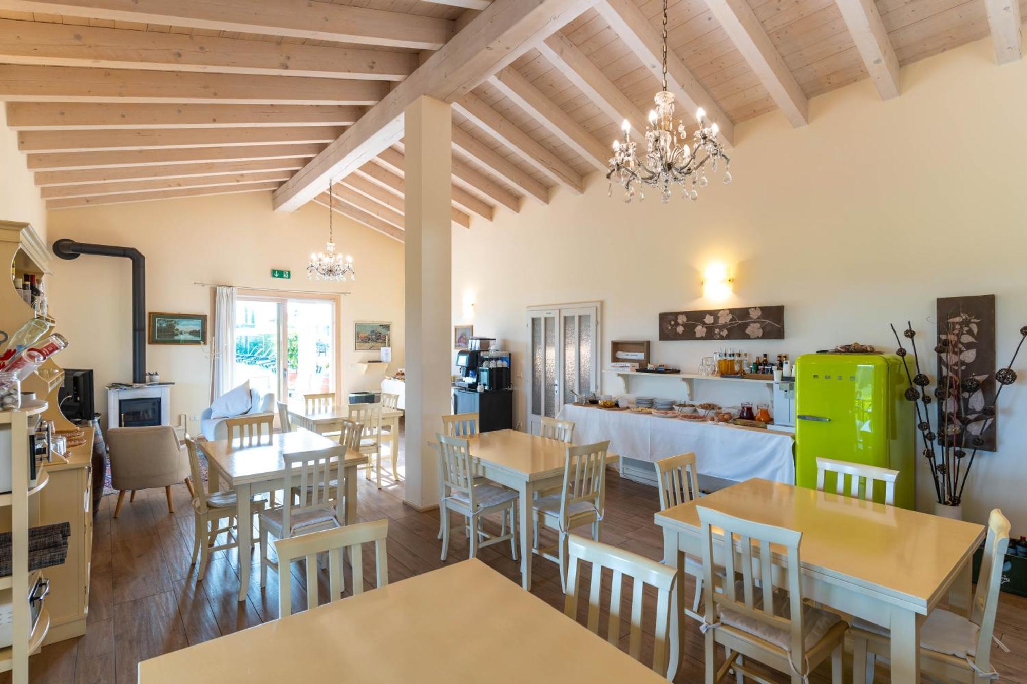 Agriturismo Colle Dei Pivi Понті-суль-Мінчіо Екстер'єр фото
