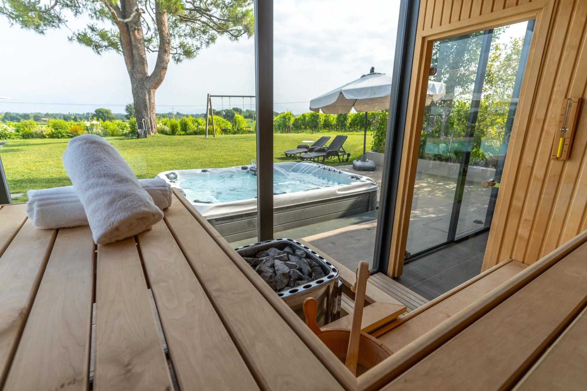 Agriturismo Colle Dei Pivi Понті-суль-Мінчіо Екстер'єр фото