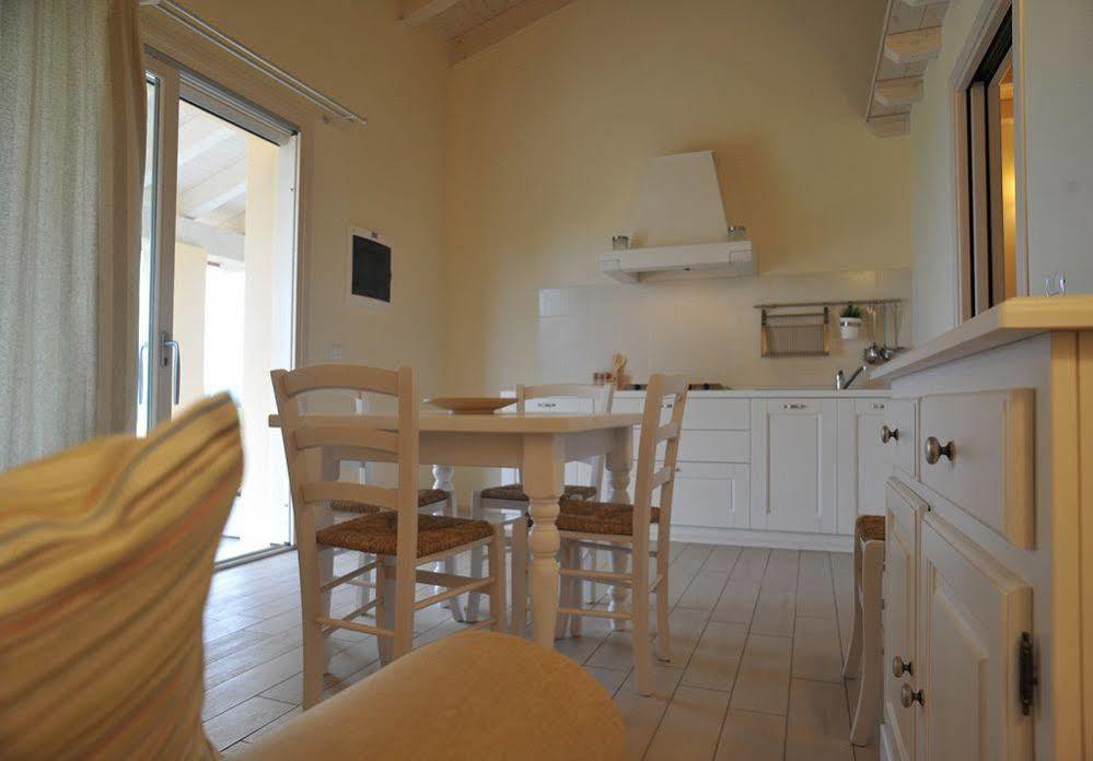 Agriturismo Colle Dei Pivi Понті-суль-Мінчіо Екстер'єр фото