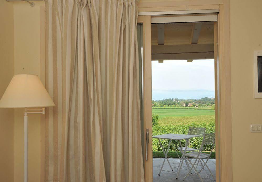 Agriturismo Colle Dei Pivi Понті-суль-Мінчіо Екстер'єр фото