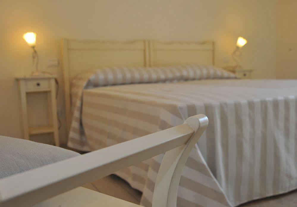 Agriturismo Colle Dei Pivi Понті-суль-Мінчіо Екстер'єр фото